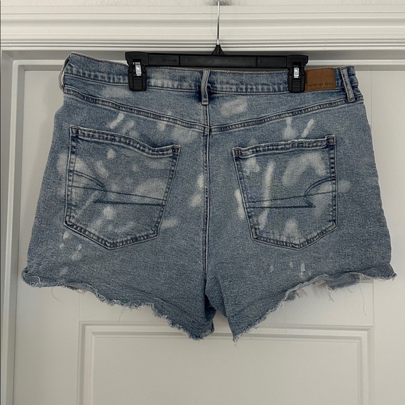 AE Strigid Super High-Waisted Relaxed Denim Short - Picture 6 of 6